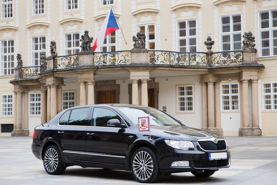  Skoda Superb Laurin & Klement 2013 года  (фото 10 из 10)